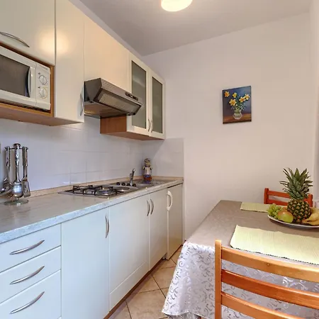 Apartment Nino-3 By Interhome Porec