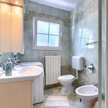 Nino-3 By Interhome Lejlighed Poreč