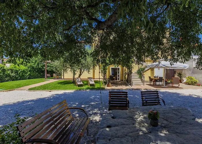 Nino-3 By Interhome * Porec