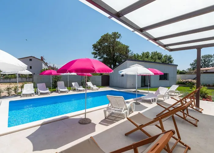 Nino-3 By Interhome Porec