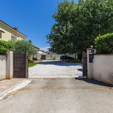 Nino-3 By Interhome *