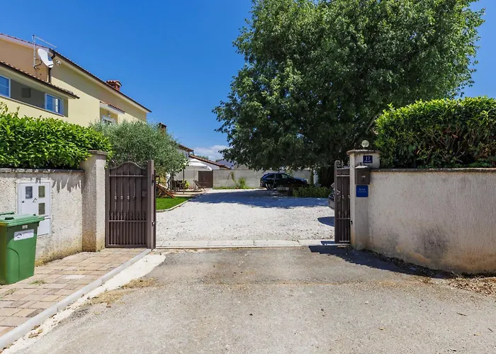 Nino-3 By Interhome *