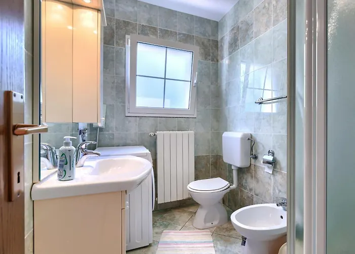 Nino-3 By Interhome Lejlighed Poreč