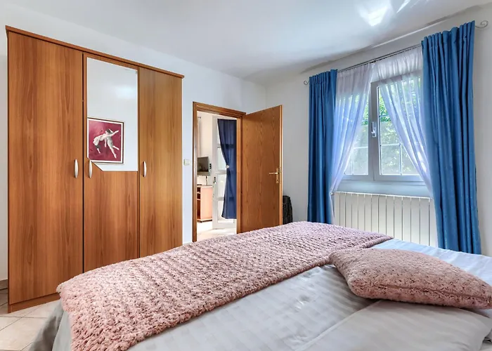 Nino-3 By Interhome * Poreč